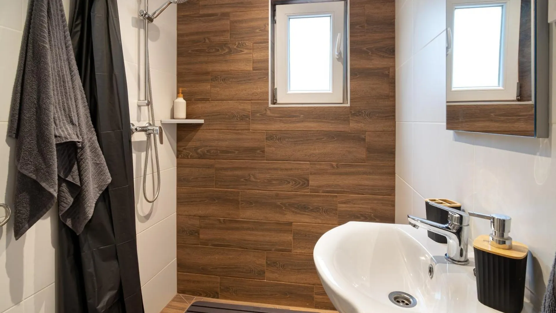 Tt Relax - Private Jakuzzi - Hajdúszoboszló Nyaraló