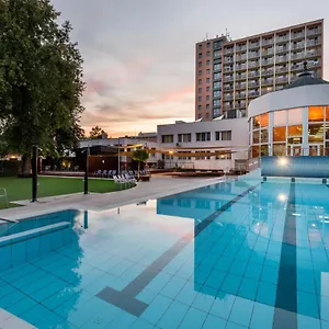 3* Hotel Baratsag